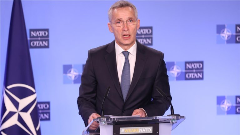 SOLTENBERG: “NATO će u Evropi držati 300 hiljada vojnika u stanju povišene pripravnosti”