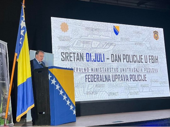 Nikšić na Danu policije: Svjestan sam da oni svaki dan stavljaju svoje zdravlje i svoje živote na crtu