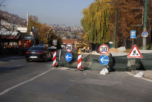 Saobraćaj u BiH: Radovi na brojnim putevima