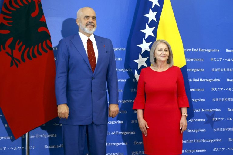 Edi Rama stigao u BiH, sastaje se sa Krišto