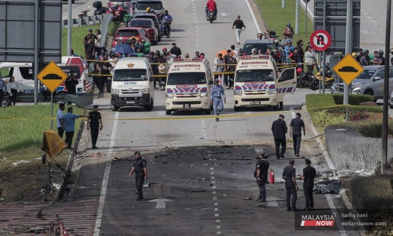Malezija: Srušio se avion sa osam putnika