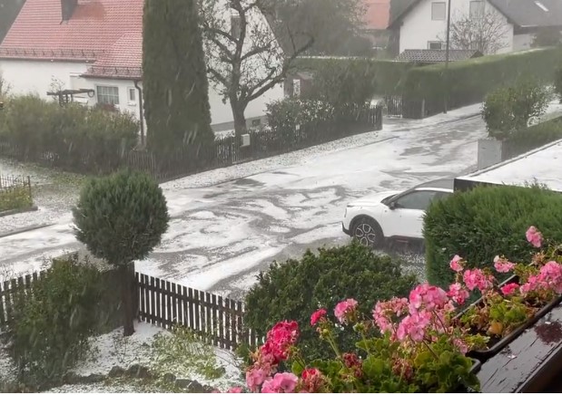 Olujno nevrijeme srušilo pivski šator, desetine ljudi ozlijeđeno