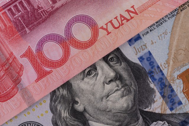 Kina zaoštrava kontrolu kupovine dolara