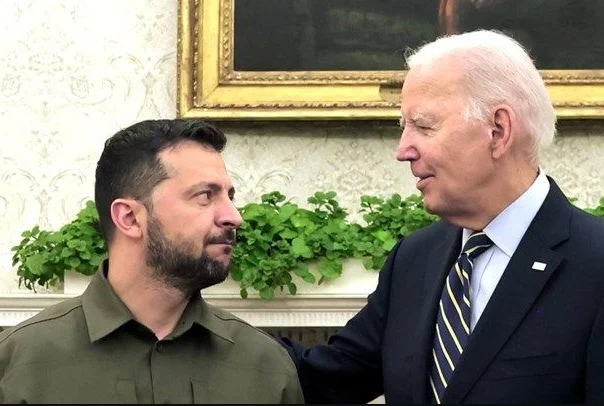 Biden Zelenskom: SAD će održati snažnu podršku Ukrajini