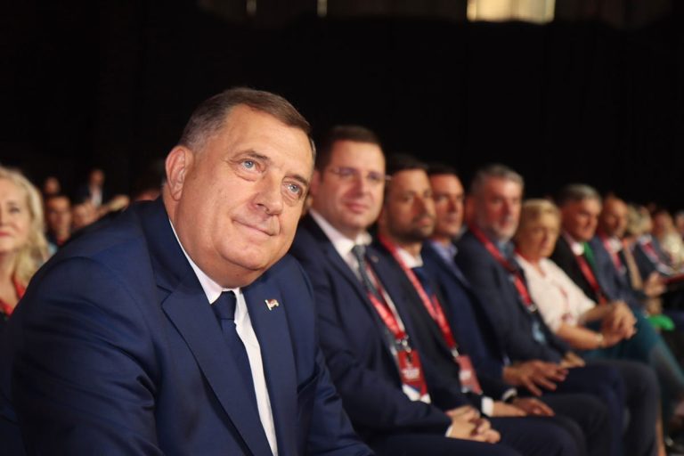 Dodik izabran za novog/starog šefa SNSD-a pa poručio: Kreirat ćemo sporazum o mirnom razlazu FBiH i RS