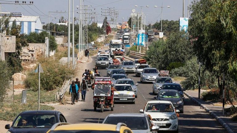 Izrael poručio Palestincima da krenu ka jugu Gaze do 16 sati, poslije toga moguća kopnena ofanziva