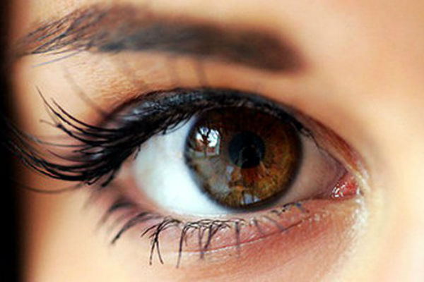 Sedam načina kako nesvjesno ugrožavate zdravlje vaših očiju