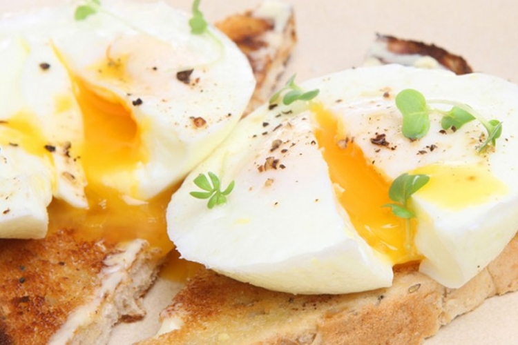 Pet neželjenih reakcija koje se mogu dogoditi ako previše konzumirate jaja