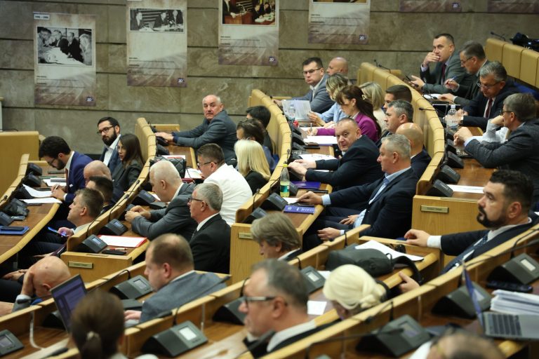 Hoće li se konačno odblokirati rad parlamentarnih komisija?