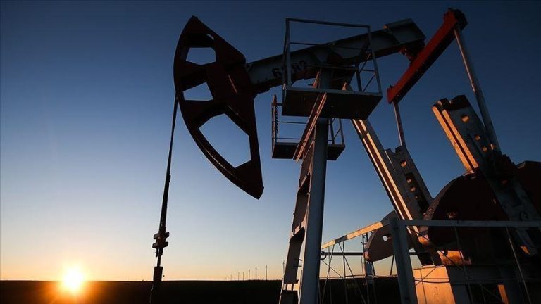 Cijene nafte snažno porasle zbog sukoba na Bliskom istoku