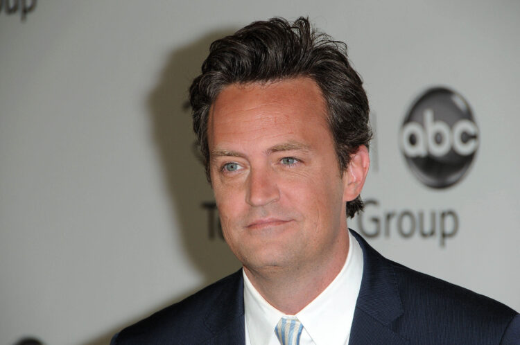 Šta je ketamin, lijek za depresiju i droga, zbog kojeg je umro Matthew Perry?