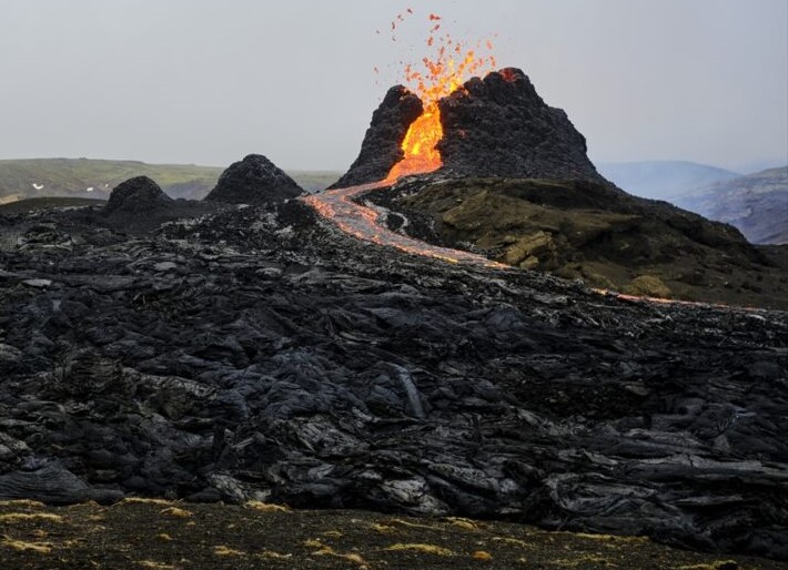 Eruptirao vulkan na Islandu, evakuirano 4.000 ljudi