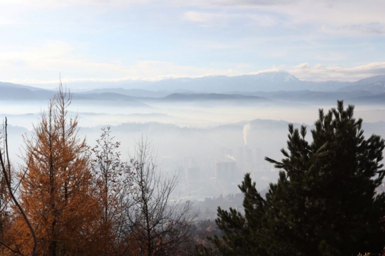 Jutro sunčano sa maglom po kotlinama, drugi dio dana donosi postepeno naoblačenje