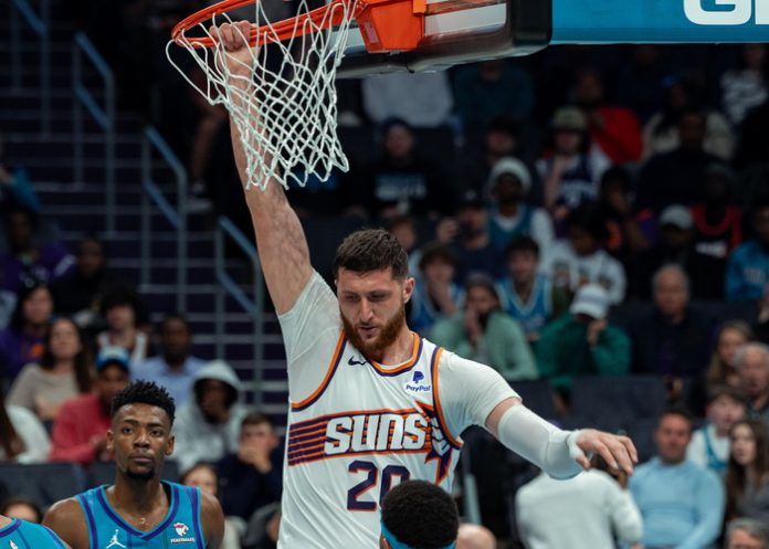 Odlični Nurkić upisao double-double u pobjedi Phoenixa