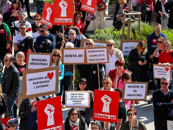 U Hrvatskoj održani protesti u pet gradova, Plenkoviću poručili: ‘Odlazi’