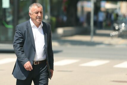 SNSD-ov Milan Kovač napao novinare CAPITAL-a, psovao ih i galamio: ‘To sve pokazuje kakvi ljudi vode općine i gradove u ovoj državi’